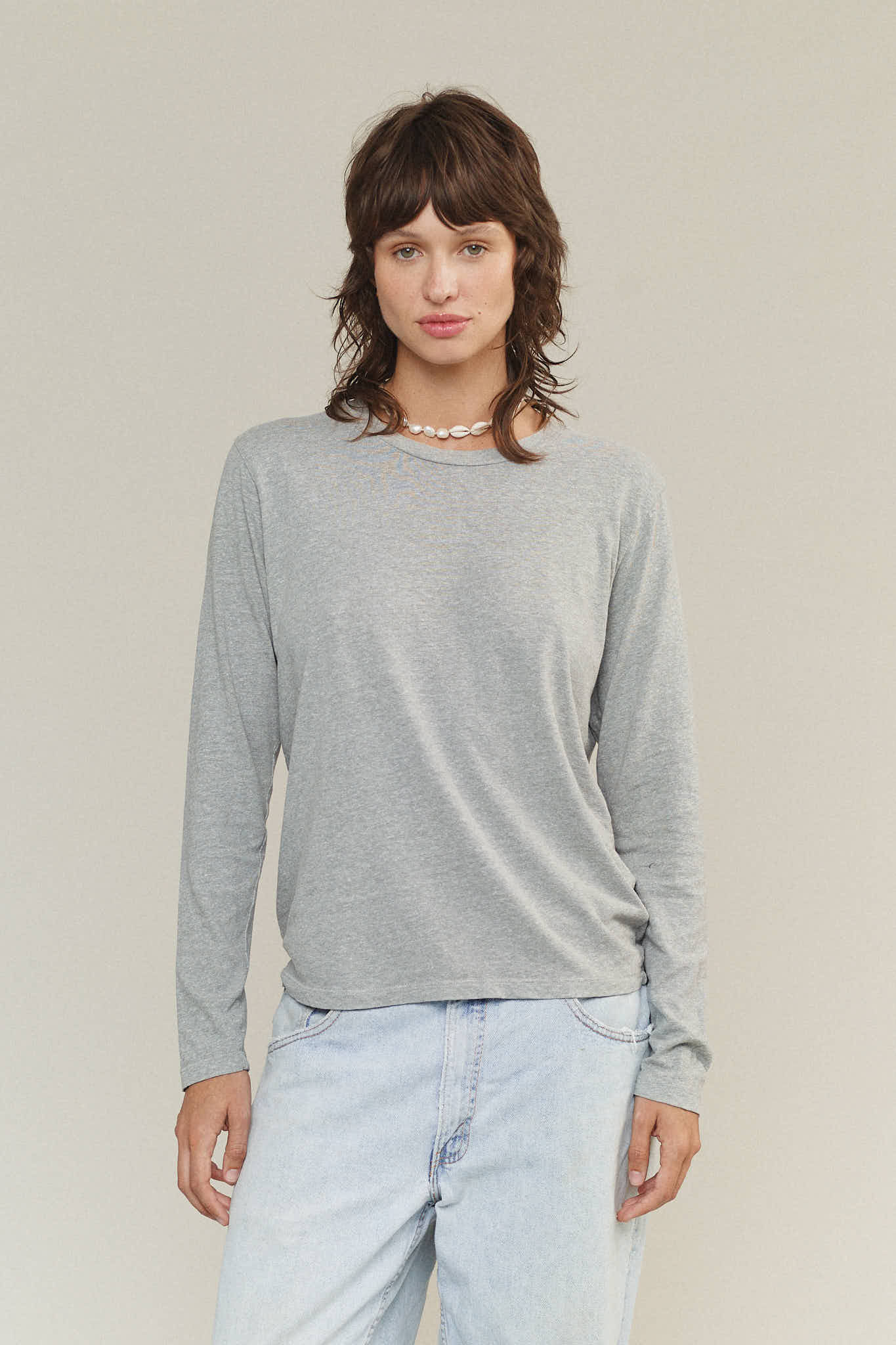 Heathered Encanto Long Sleeve Tee - Image 2