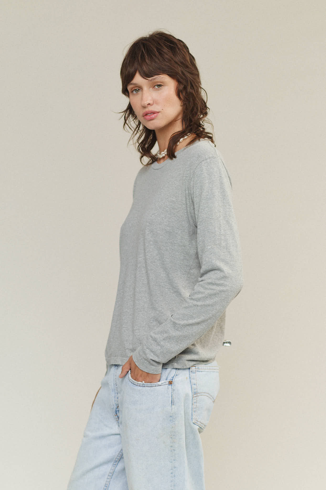 Heathered Encanto Long Sleeve Tee - Image 4