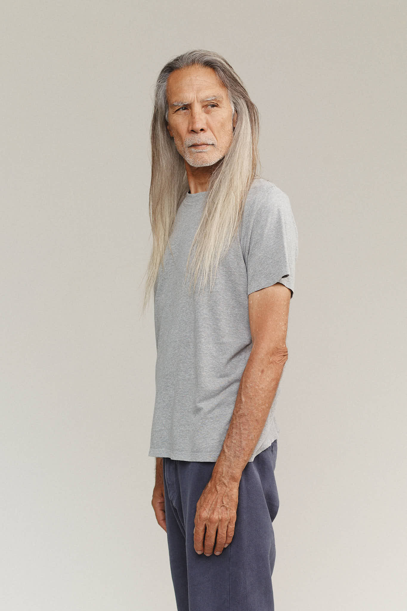 Heathered Jung Tee - Image 10