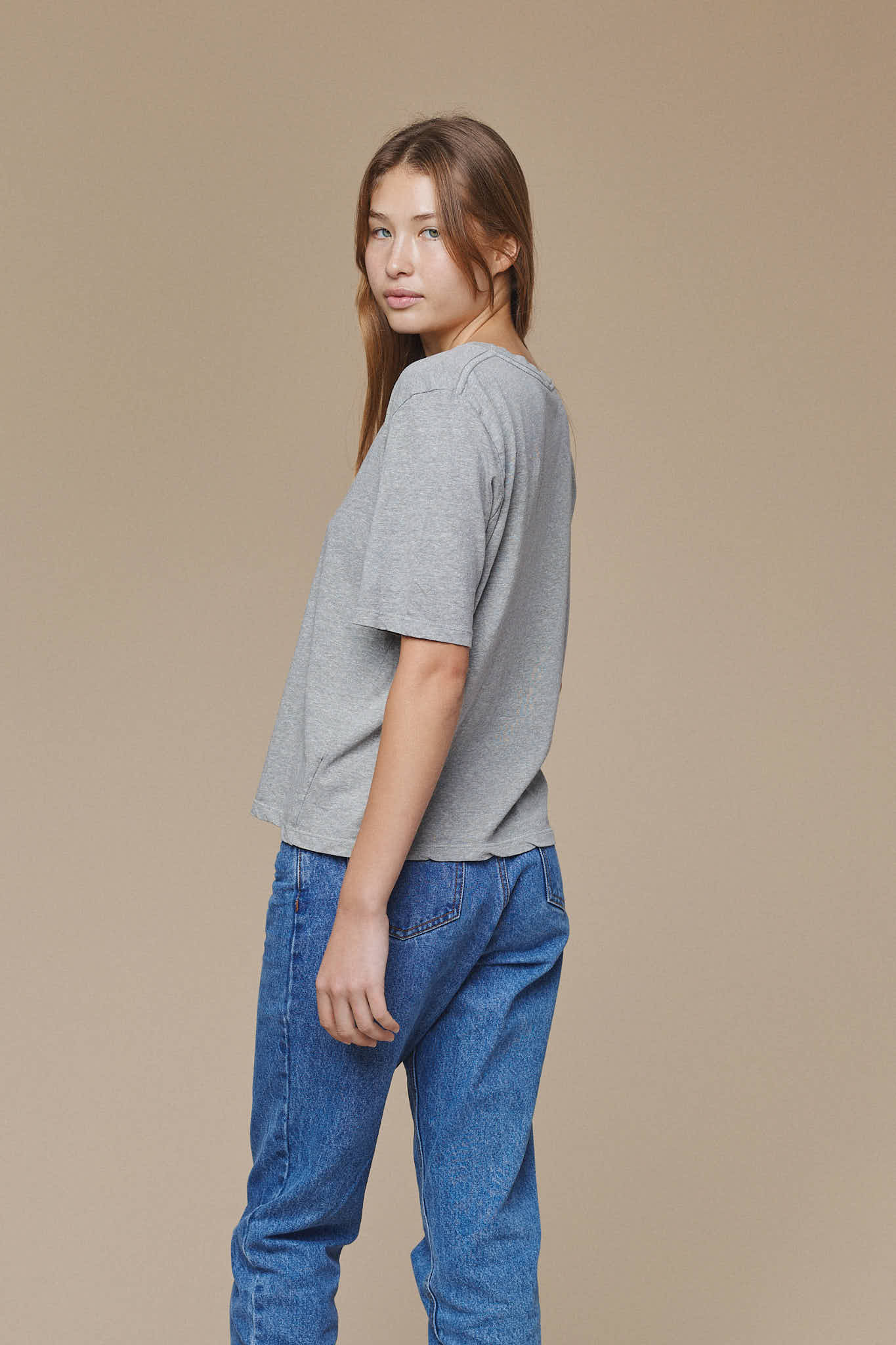 Heathered Silverlake Cropped Tee - Image 3