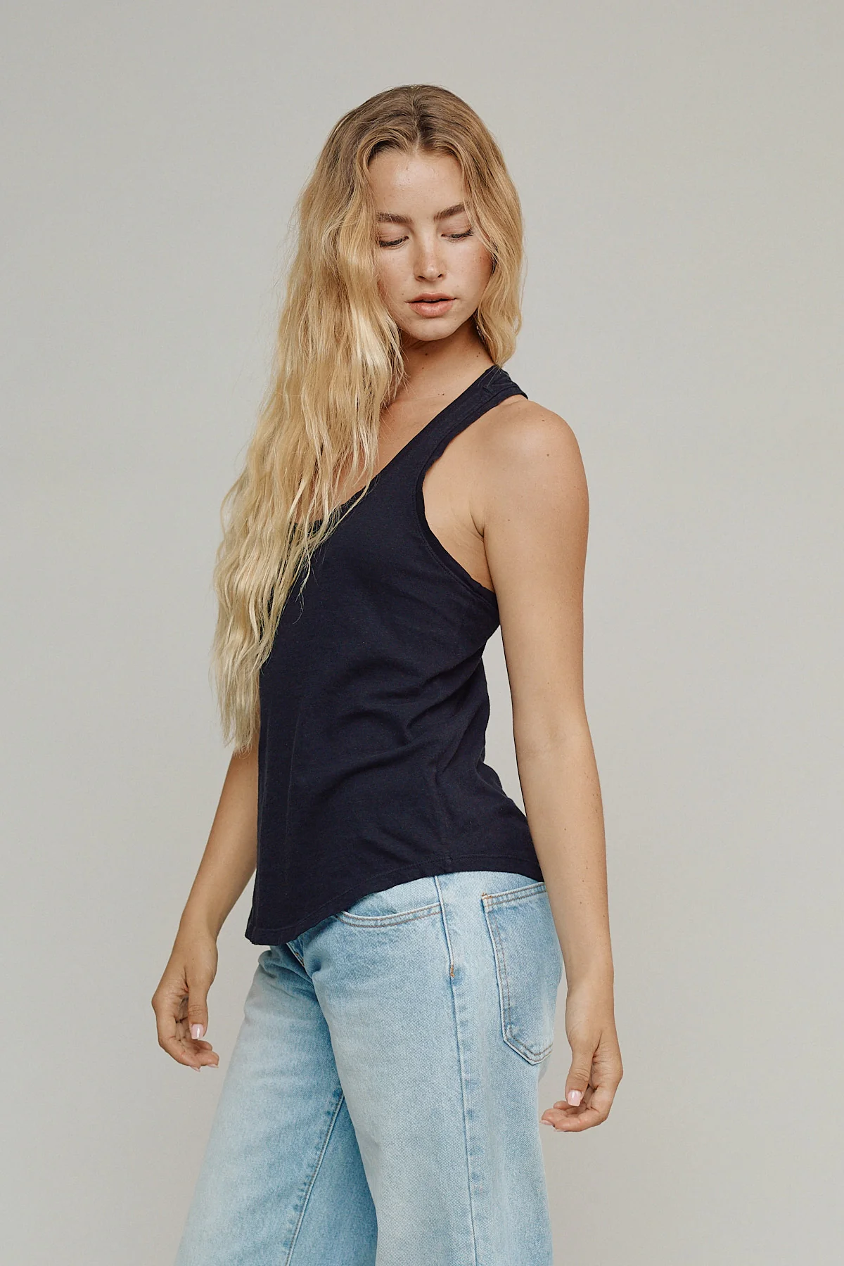 Essential Tank - Image 3