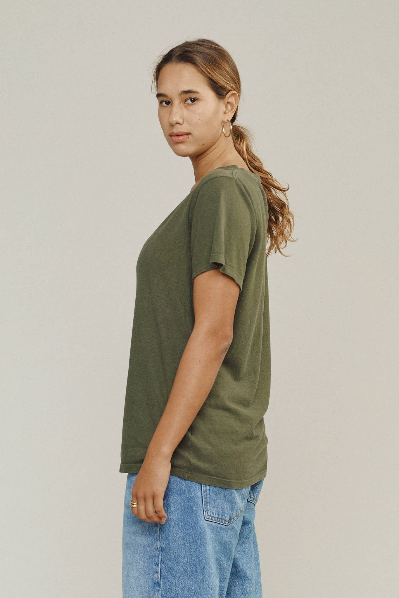 Paige V-neck - Image 3