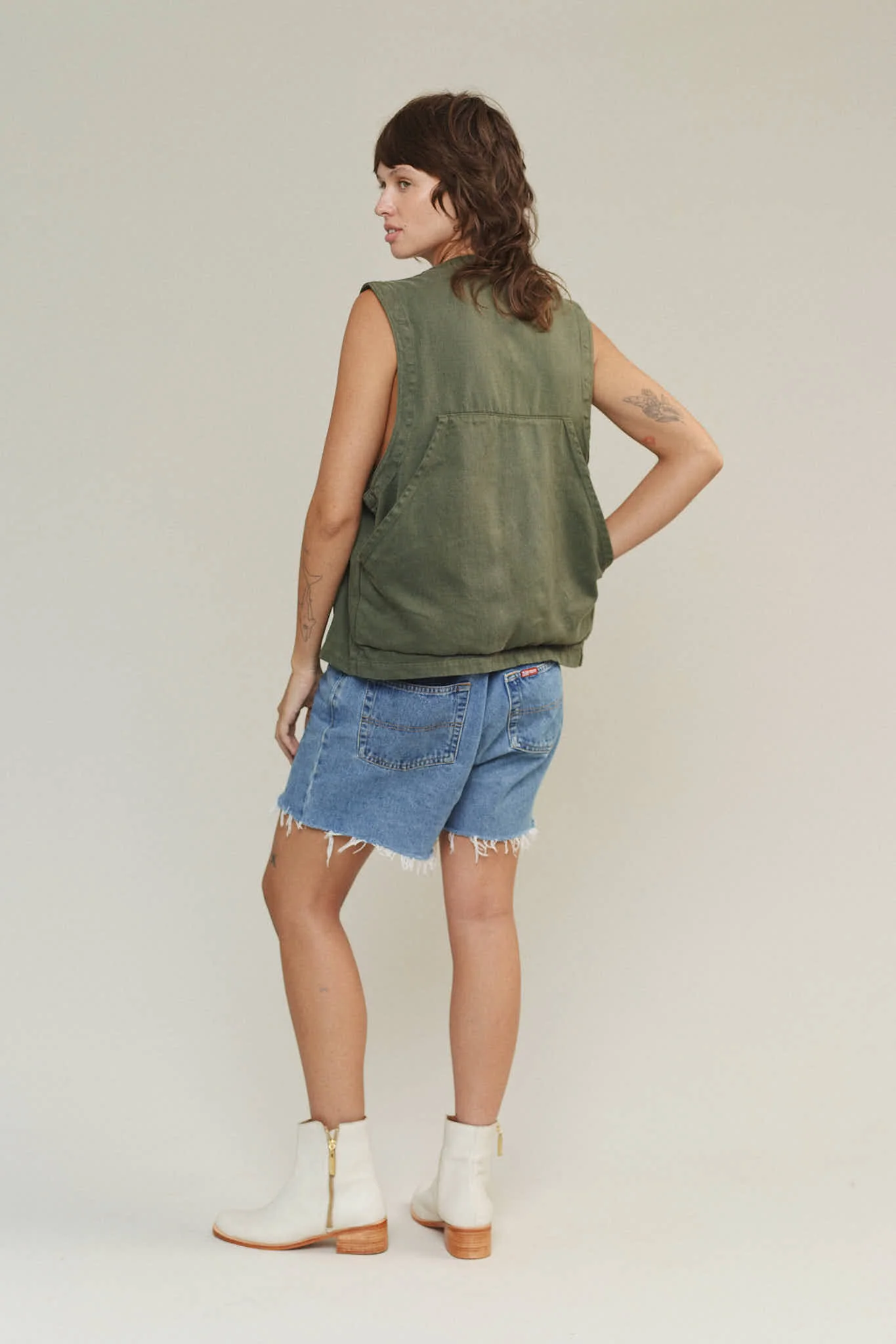 Falcon Vest - Image 8